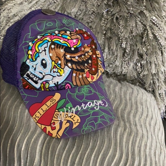 Hat - Picture 3 of 3